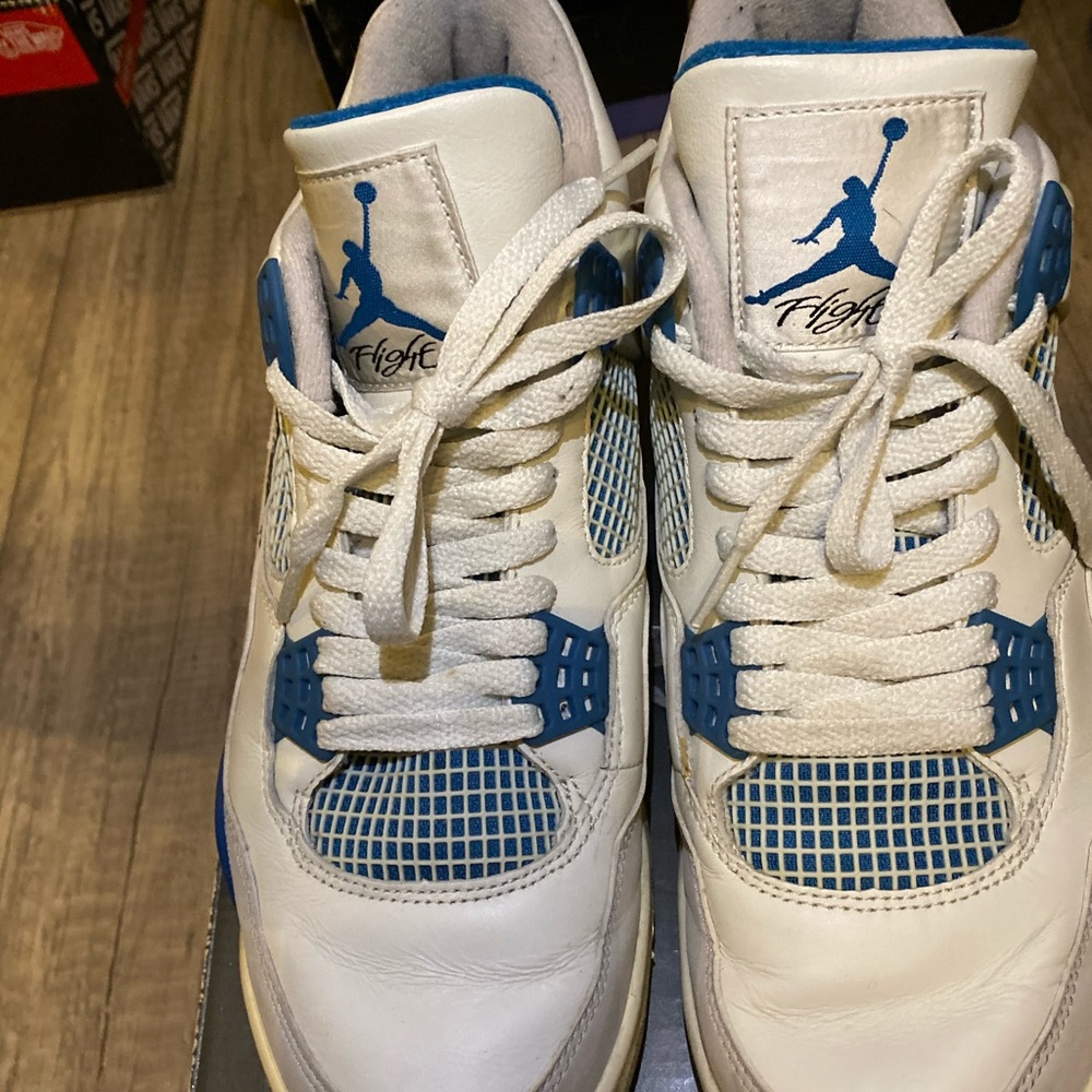 2006 Military Jordan 4